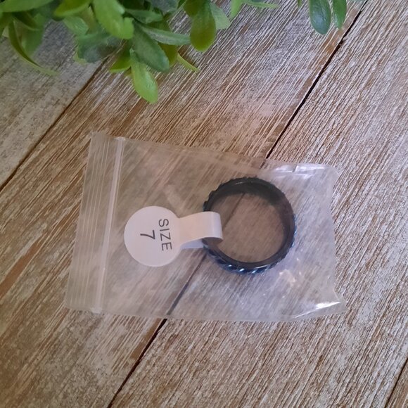 Men's Stainless Steel Spinner Ring NWT! - Roman Numerals, Size 7 - Picture 13 of 14